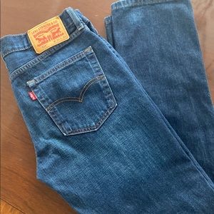 Levi’s Mens 514 Dark Wash Jeans. W 30 L 32